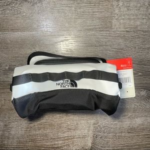 North Face Base Camp Travel Canister White Gray/Black New w Tags Multi Zip Strap
